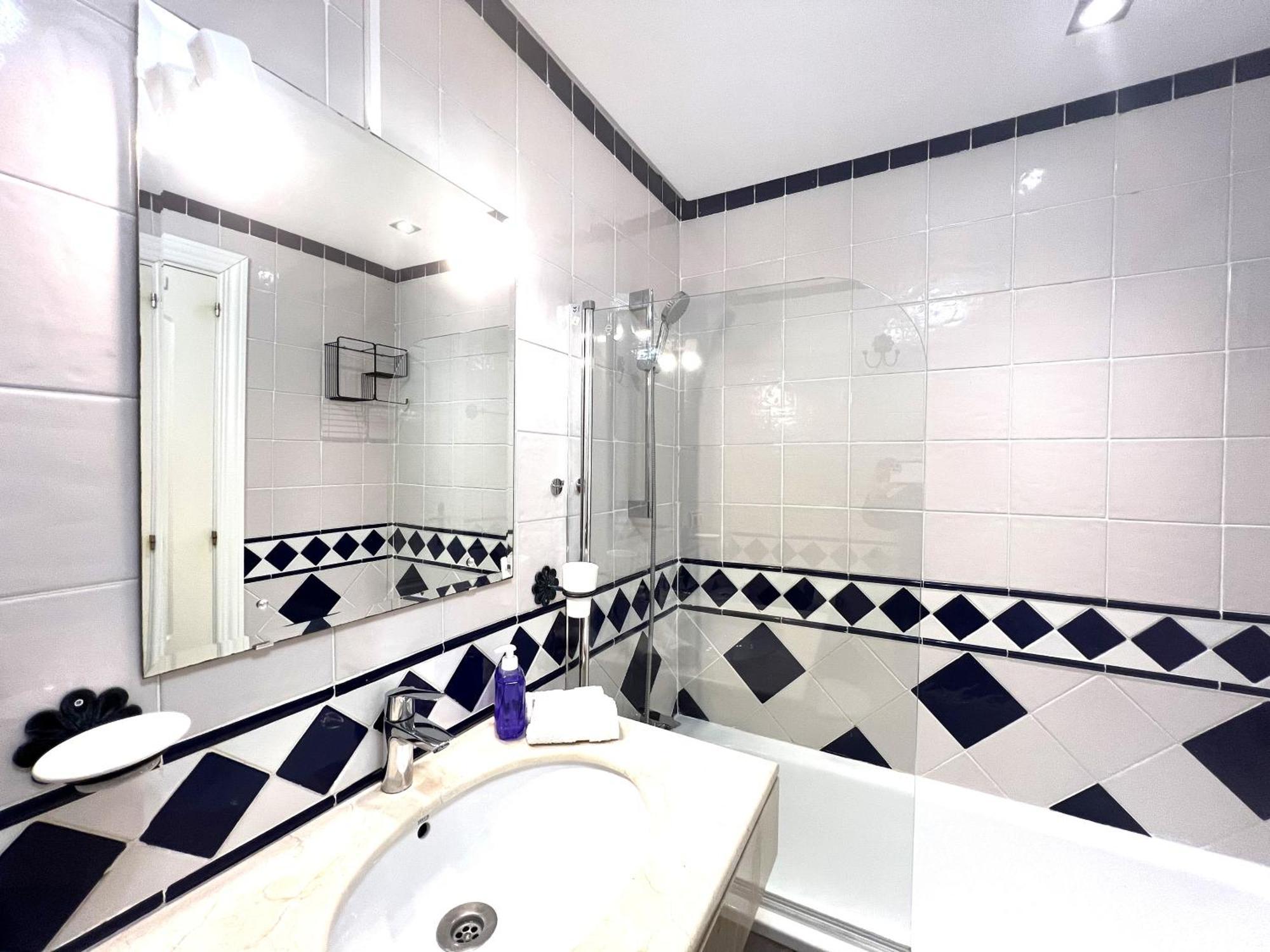 Stylish Townhouse In Beachfront Complex 马尔韦利亚 外观 照片