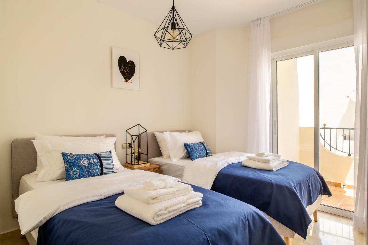 Stylish Townhouse In Beachfront Complex 马尔韦利亚 外观 照片
